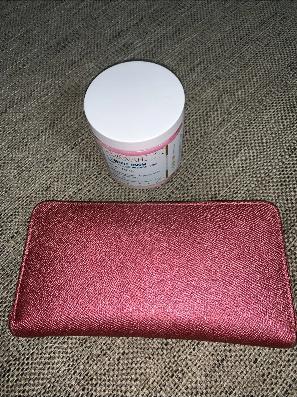 COACH ZIPPY metallic pink/burgundy wallet EUC w/Aminnah Donut Sugar Polish